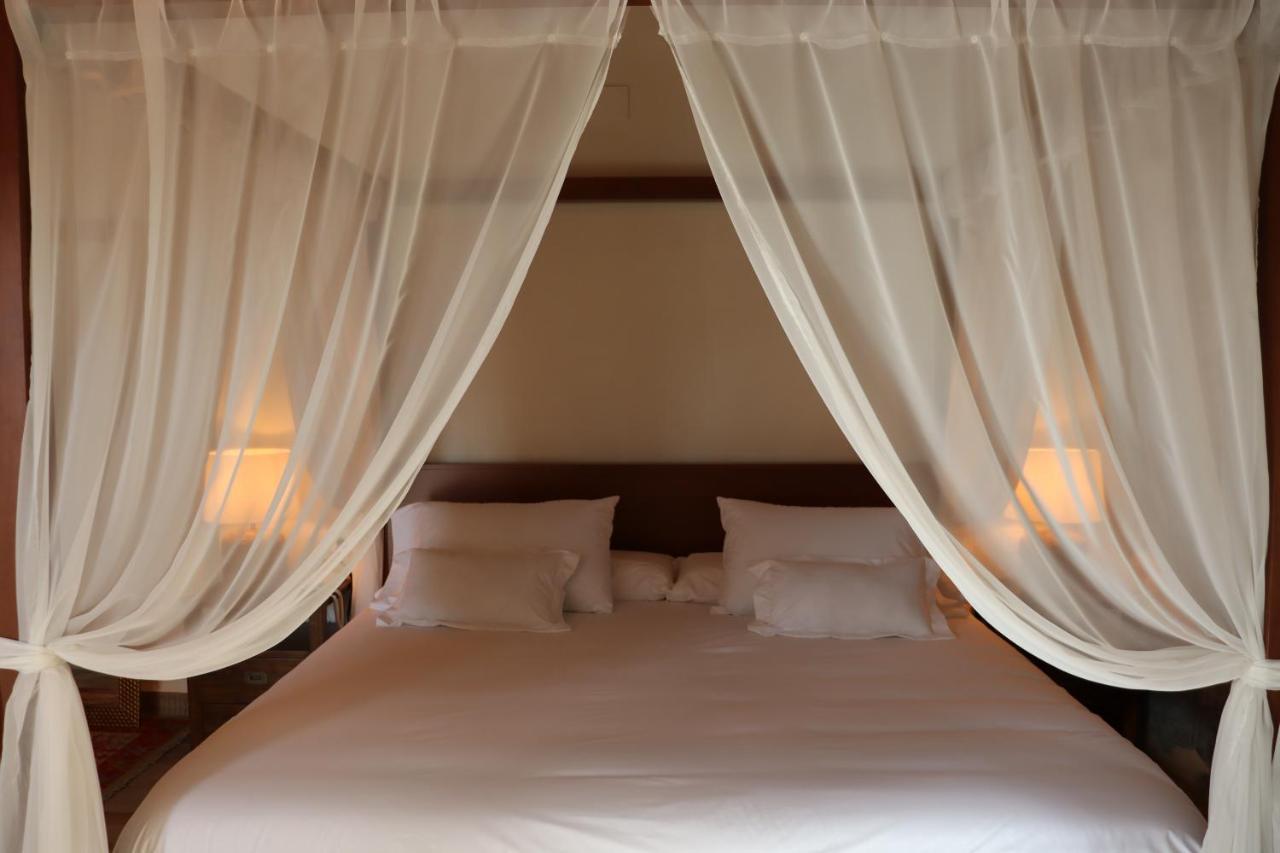 Hotel Palacio Conde Del Alamo Aroche Kültér fotó