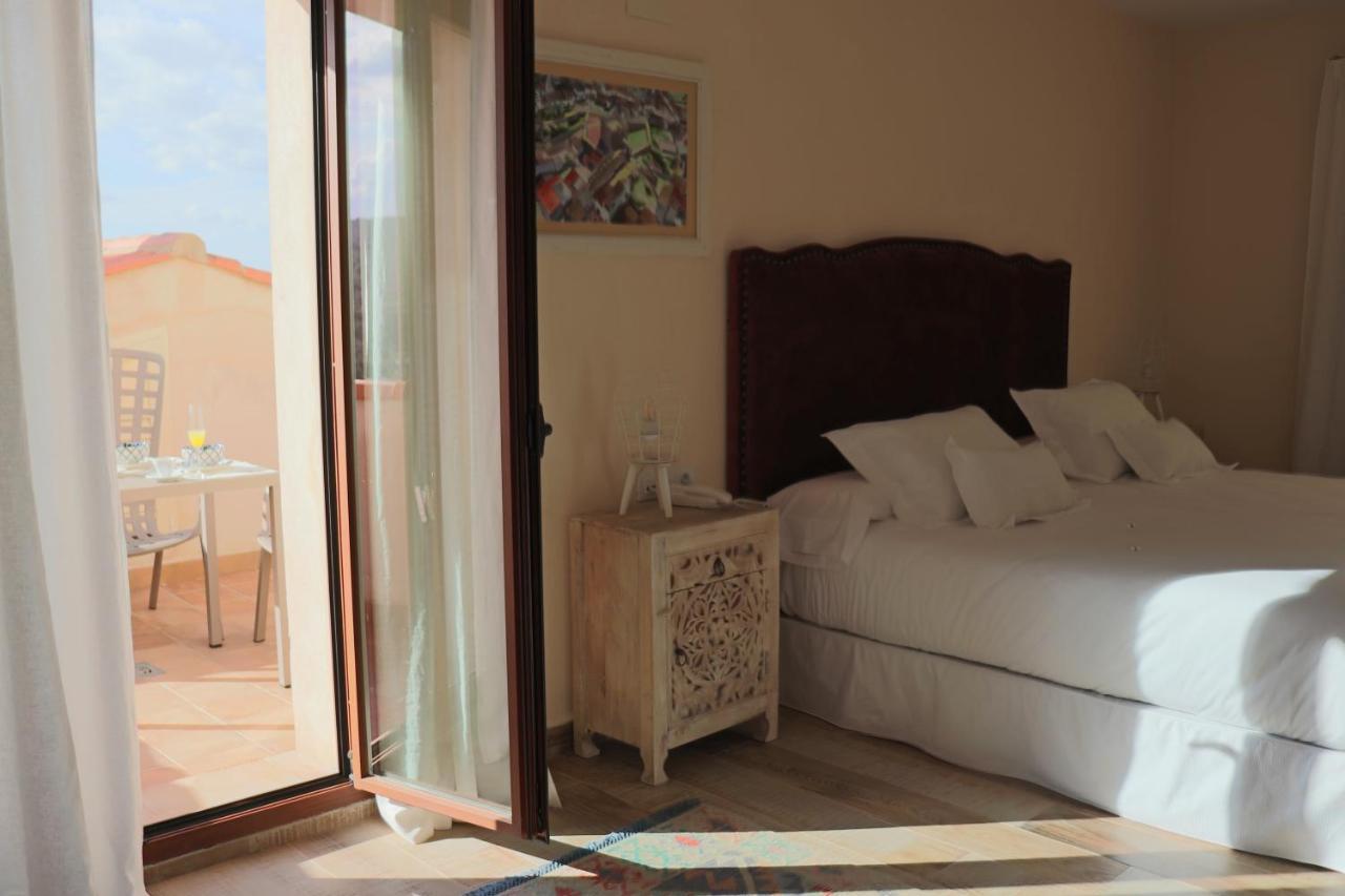 Hotel Palacio Conde Del Alamo Aroche Kültér fotó